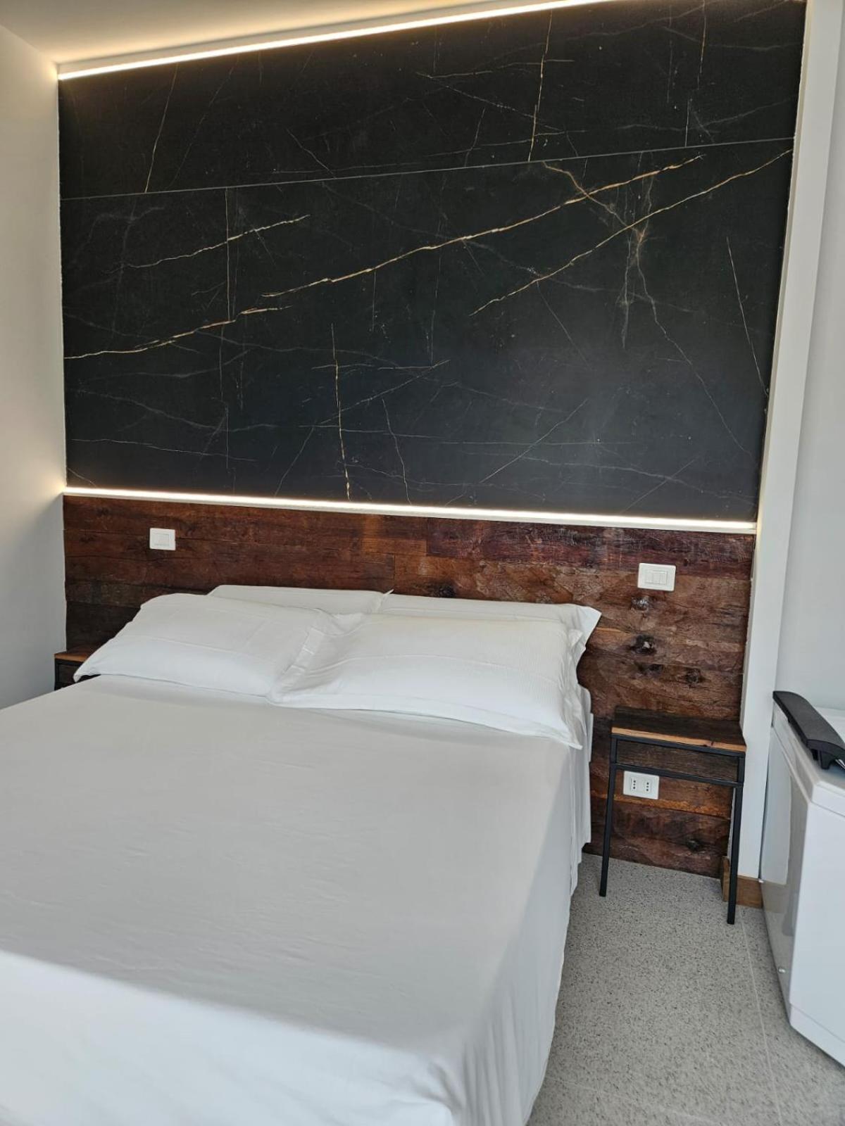 Dada Suites And Sea San Salvo Ngoại thất bức ảnh