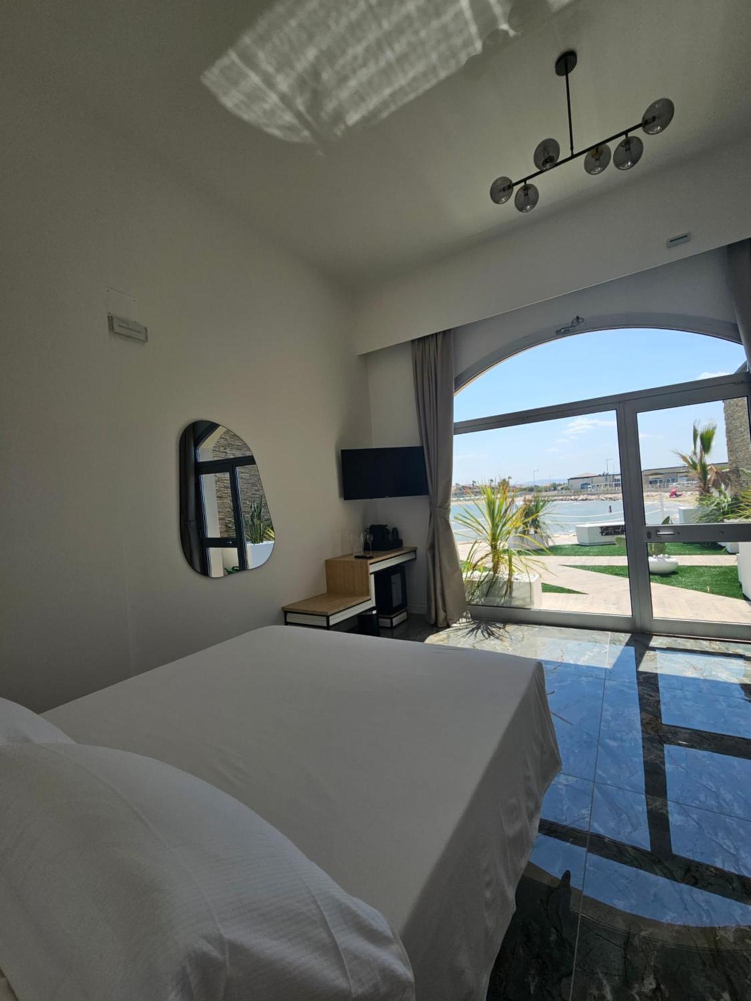 Dada Suites And Sea San Salvo Ngoại thất bức ảnh